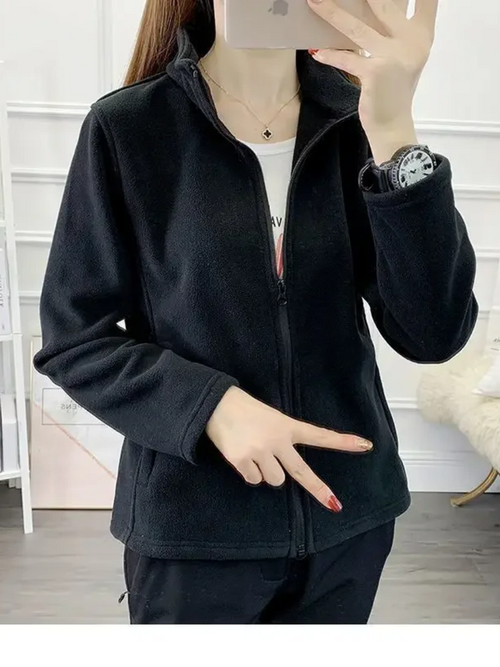 Stilla | Elegant og figursyet tøj