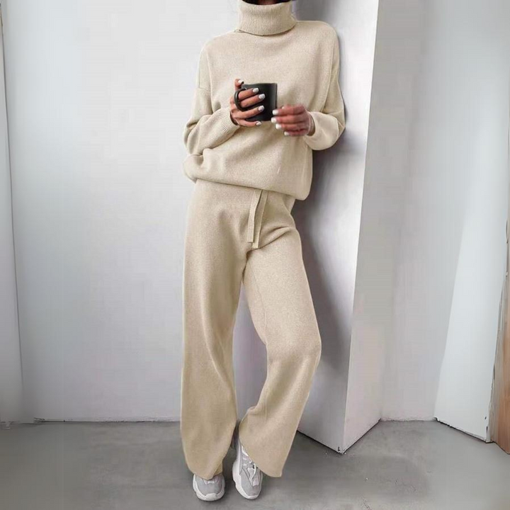 Stilla | Stilfuldt Ensemble Med Krammepullover