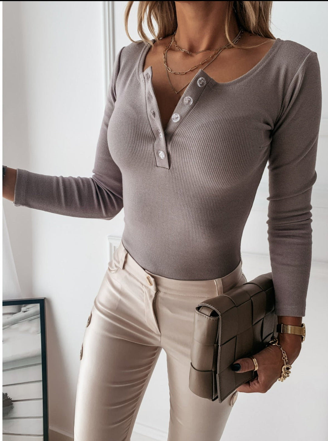Stilla | Carin Ribbed Henley T-shirt
