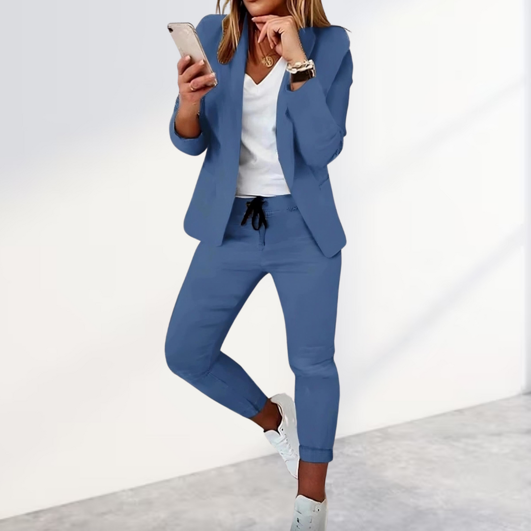 Stilla | Sæt af blazer og bukser elegant