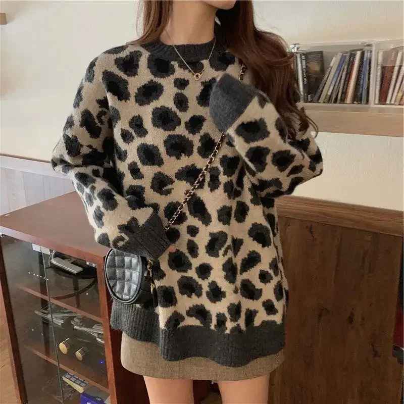 Stilla | Stilet sweater med leopardmønster