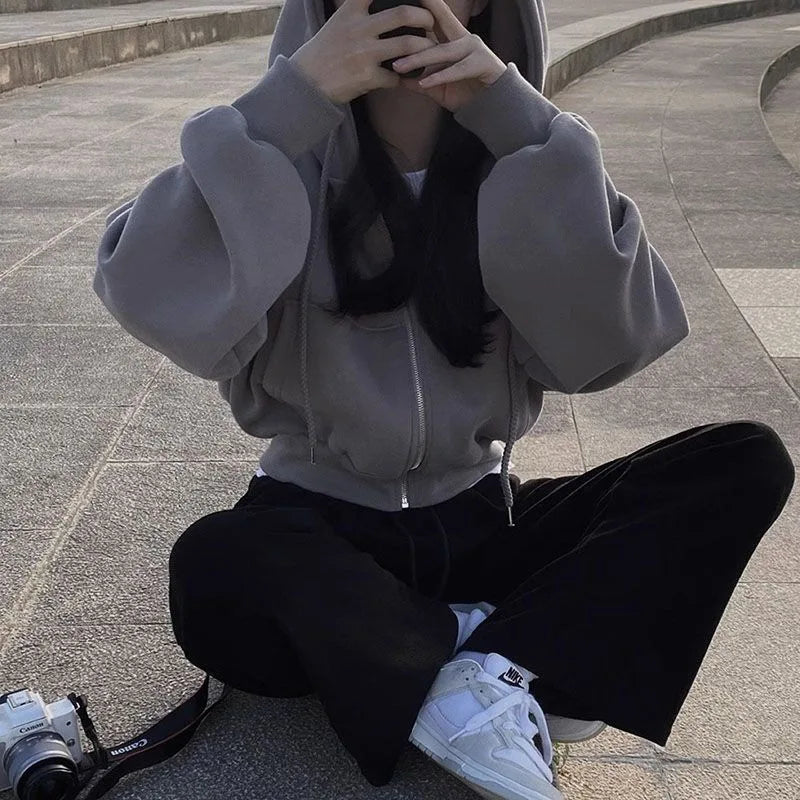 Stilla | Stilfuld Kort Hoodie
