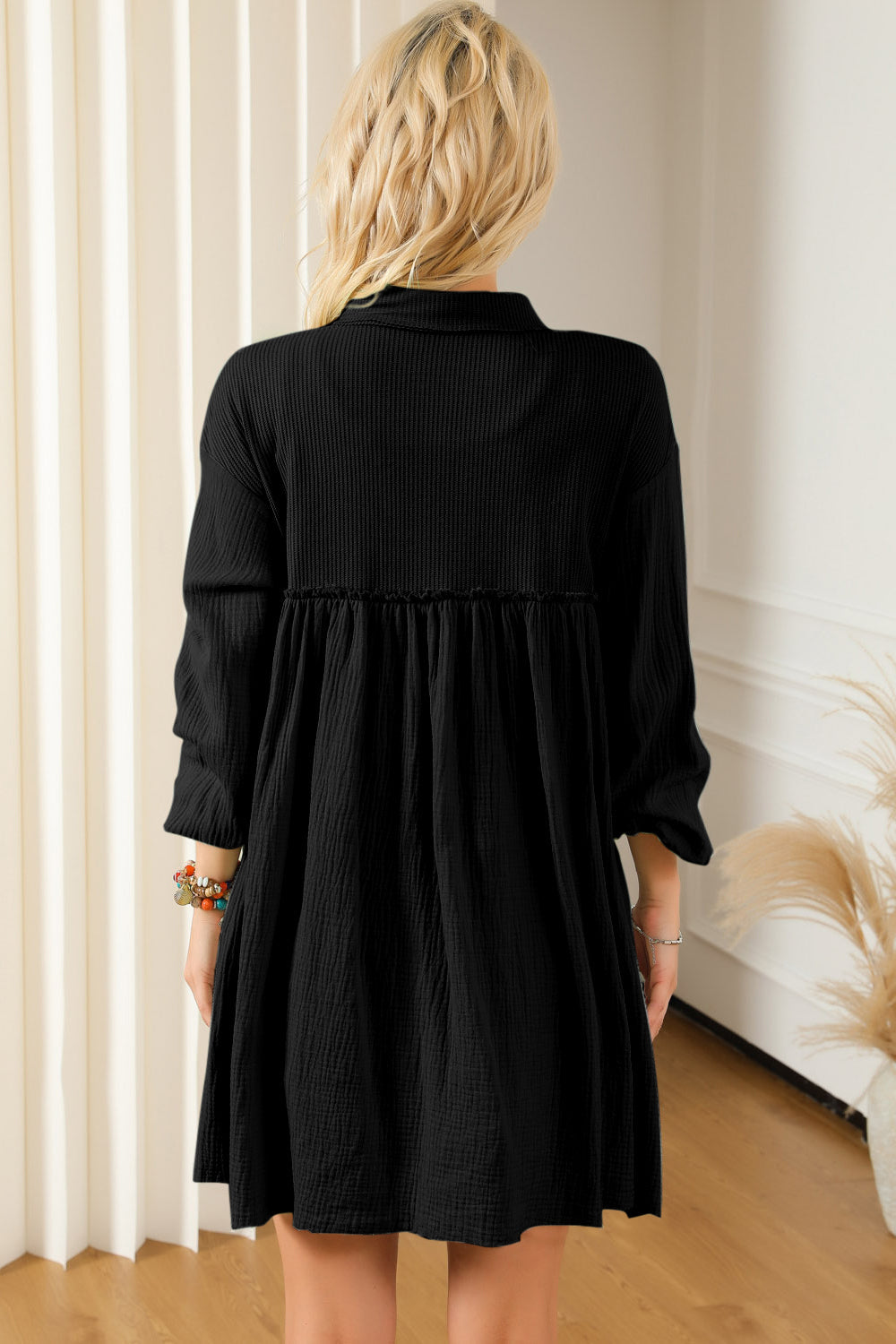 Stilla | Kravehals Dropped Shoulder Mini Kjole