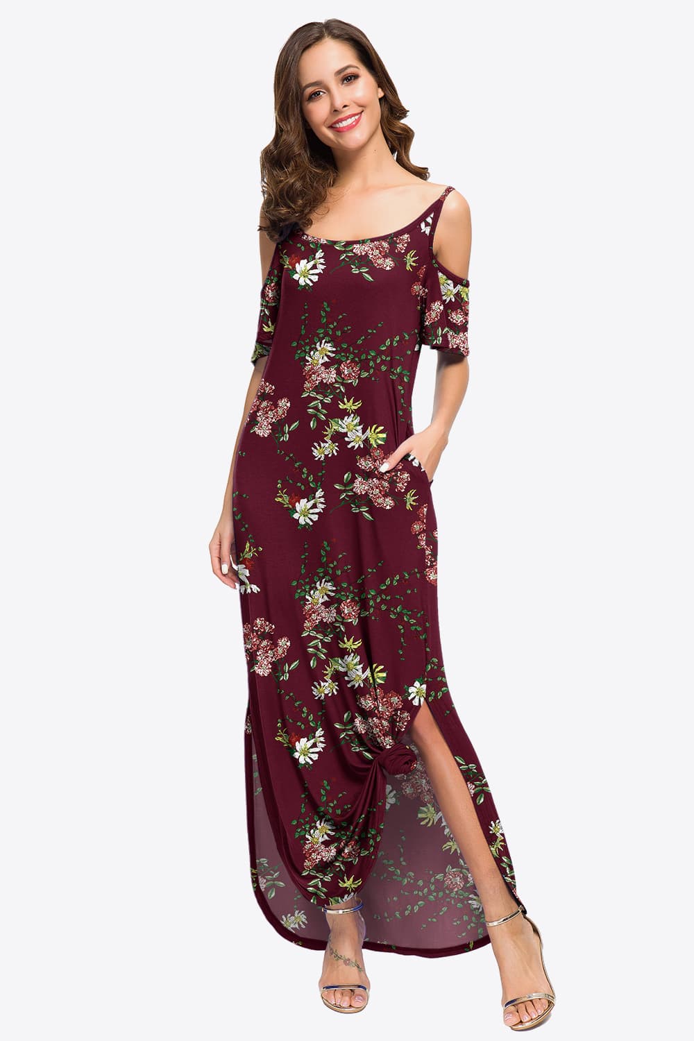 Stilla | Scoop Neck Cold-Shoulder Maxi Dress