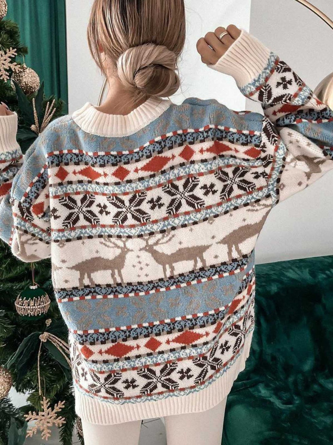 Stilla | Pullover med Rund Geometrisk Halslinje og Faldende Skuldre