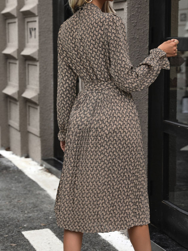 Stilla | Printet Mock Neck Flounce Sleeve Kjole