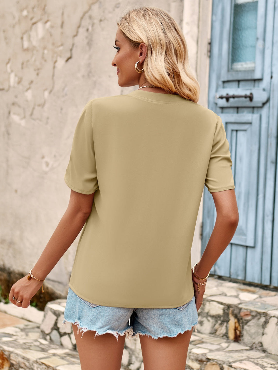 Stilla | Neck Korte Ærme Bluse