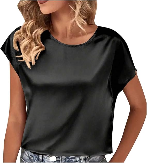 Dame Satin T-shirt med Elegant Vandfald-Udsnit og Enkle Detaljer Skovae