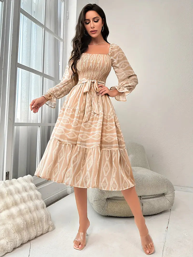 Stilla | Elegante Langærmet Kjole Med Flæser Og Argyle Print