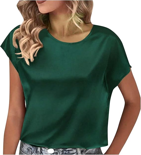Dame Satin T-shirt med Elegant Vandfald-Udsnit og Enkle Detaljer Skovae