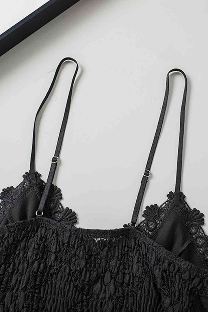 Stilla | Neck Lace Cropped Cami