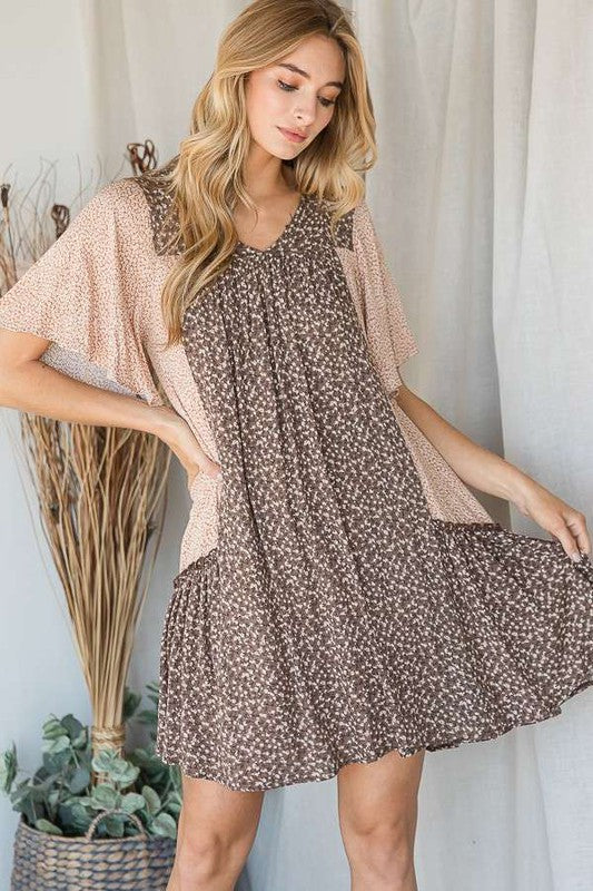 Stilla | Print Ruffle Kjole