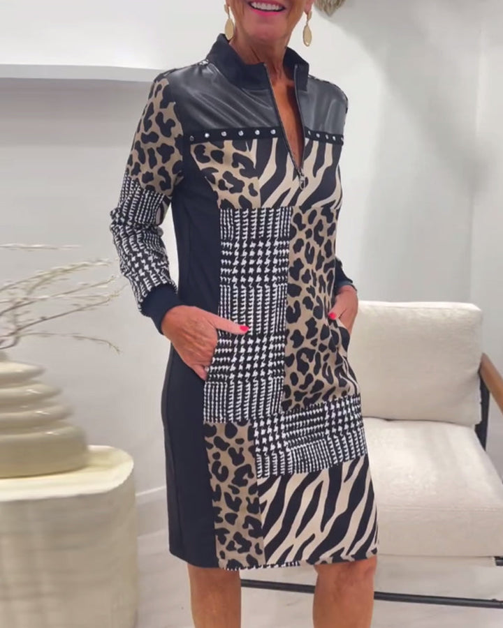 Stilla | Kjole med patchwork lynlås og lomme i leopardmønster