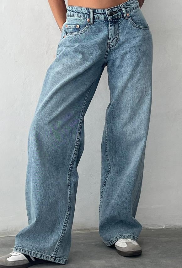 Stilla | Low Rise Jeans