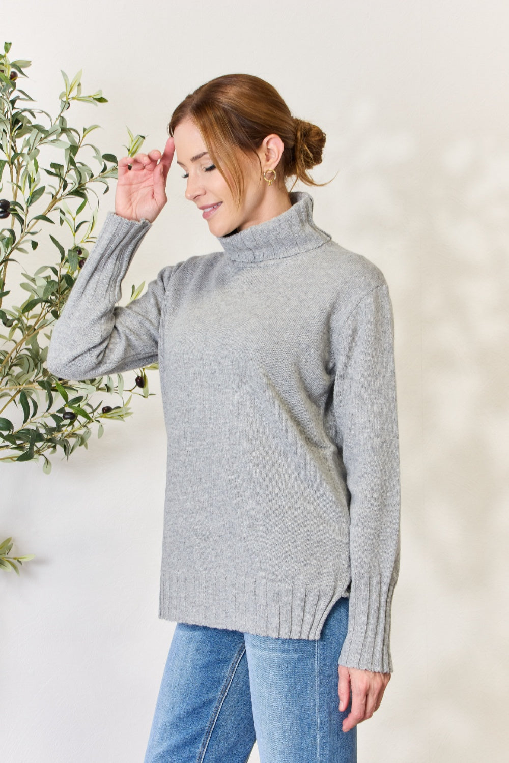 Stilla | Full Size Turtleneck Langærmet Slids Sweater