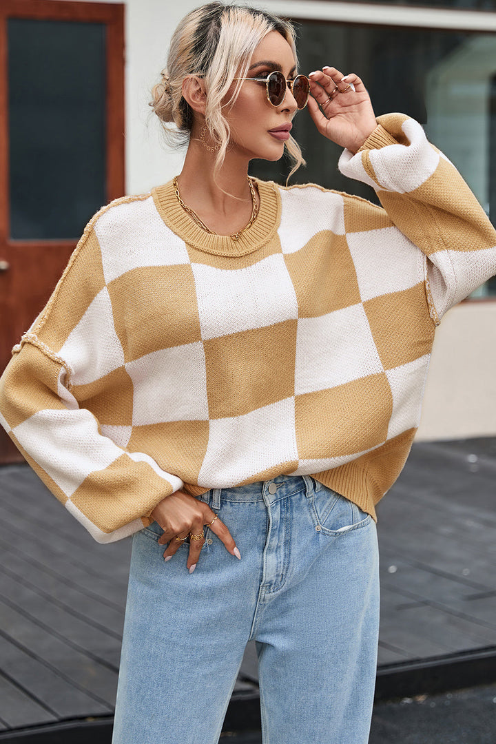 Stilla | Exposed seam droppet skulder sweater