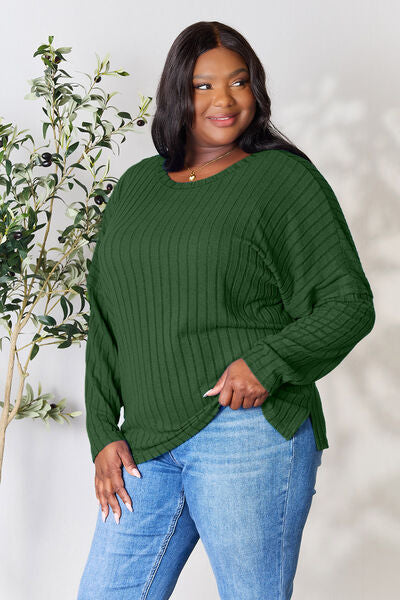 Stilla | Bae Full Size Ribbet Rund Hals Slids Strik Top