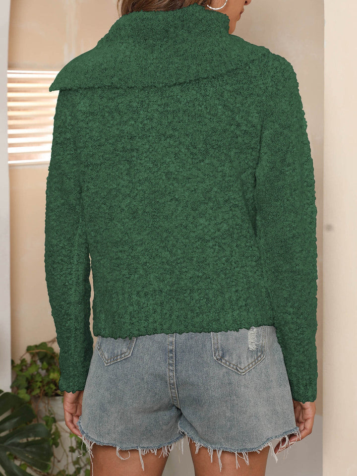 Stilla | Asymmetrisk Sweater Med Lange Ærmer og Krave