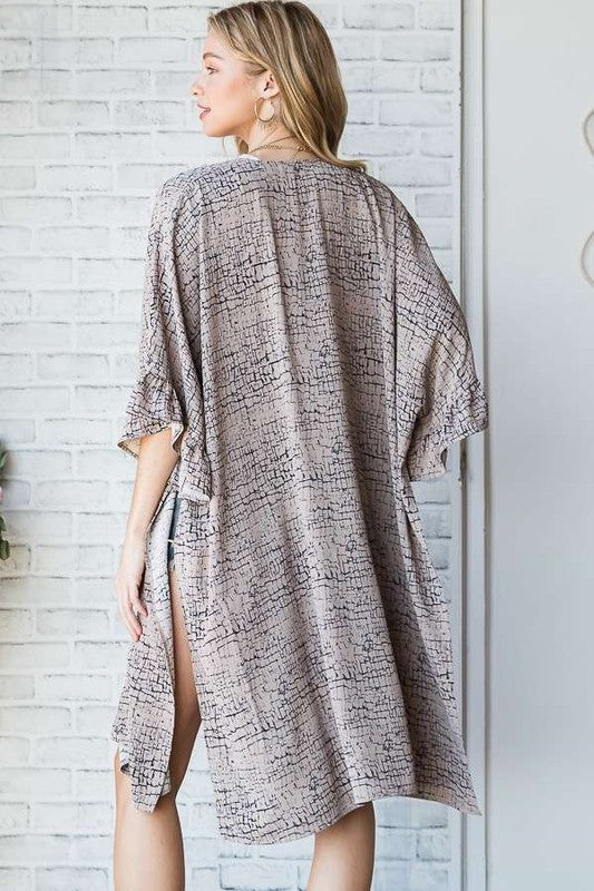 Stilla | Geo Print Mid Sleeve Kimono