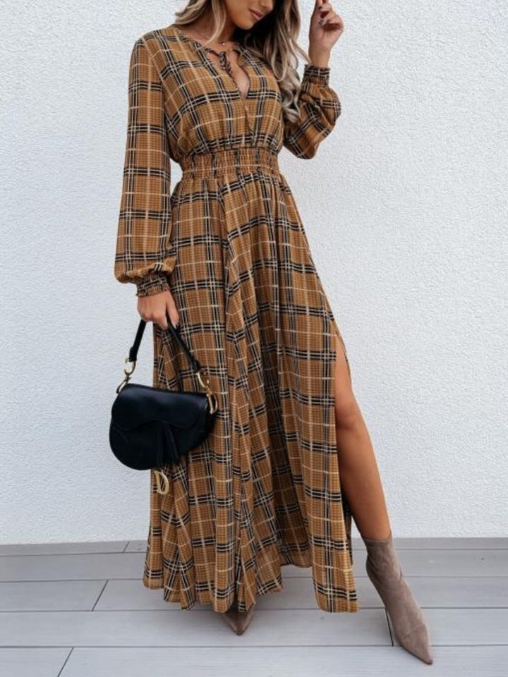 Stilla | Plaid Tie Neck Lange Ærme Maxi Kjole