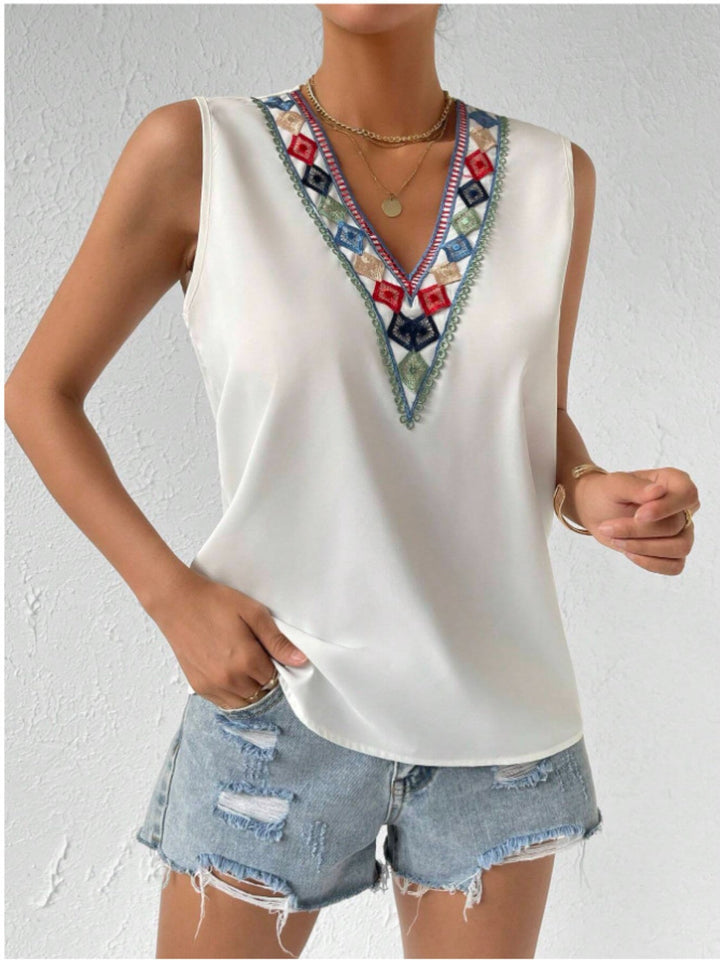 Stilla | Geometrisk V-hals tank