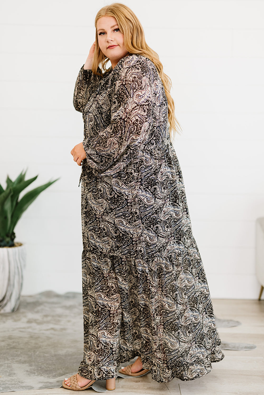 Stilla | Størrelse Paisley Print Ballonærme Maxi Kjole