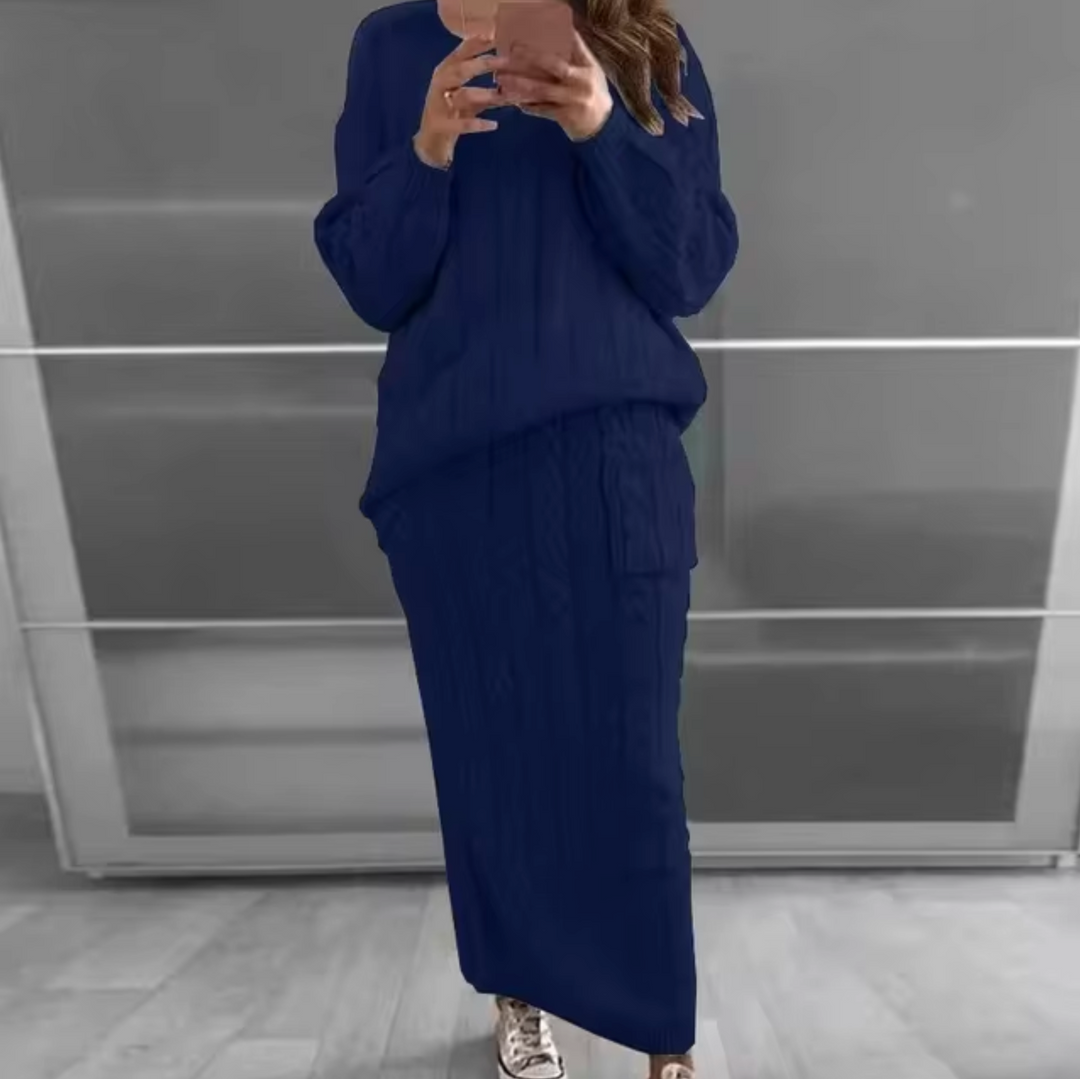 Stilla | Elegant Sæt Bestående Af En Strikpullover og En Nederdel