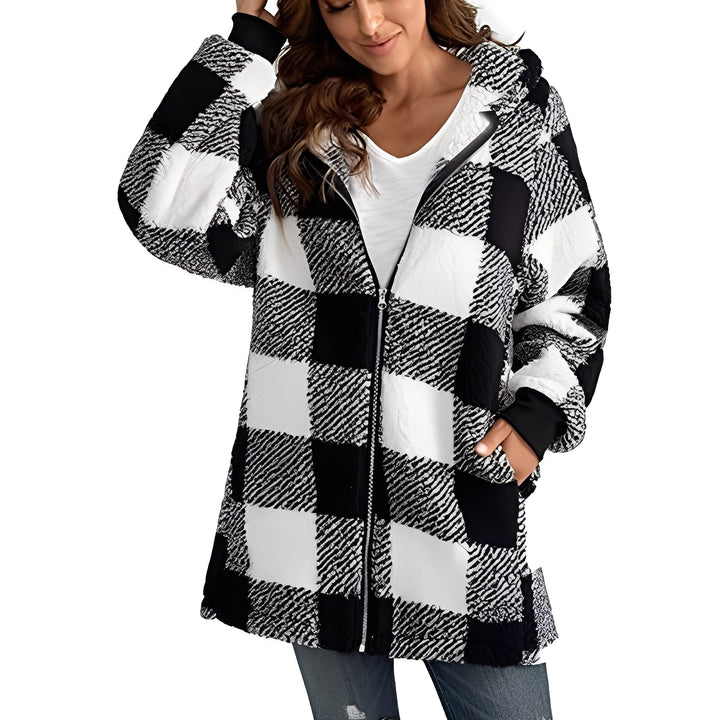 Stilla | Stilfuld Dame-Hoodie med Ternet Mønster