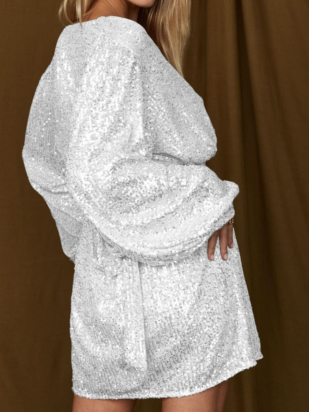Stilla | Surplice Tie Waist Mini Kjole