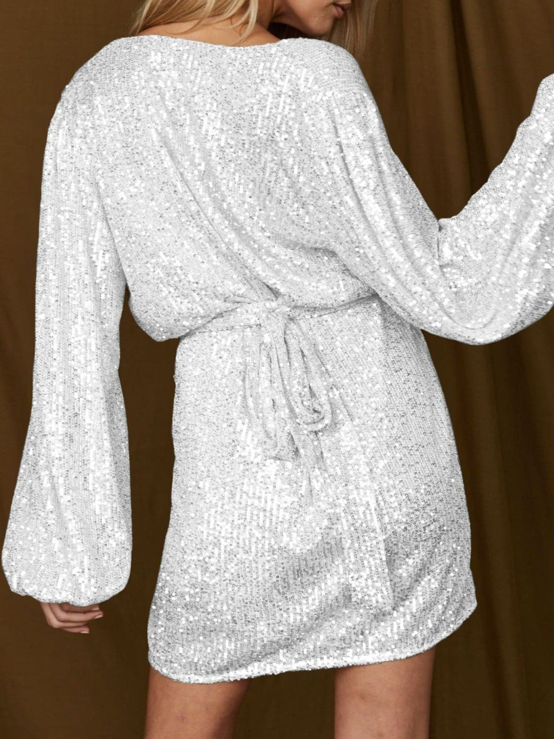 Stilla | Surplice Tie Waist Mini Kjole