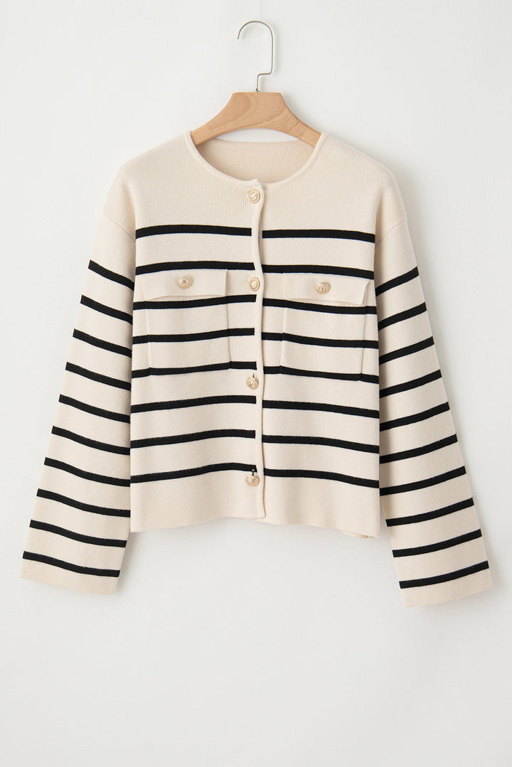 Stilla | Knap Op Rund Hals Cardigan