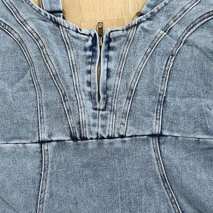 Skovae | Stroppeskjorte med U-udskæring - Sommerlig, Løs, Tætsiddende Slim-Fit-kjole med slidsdesign