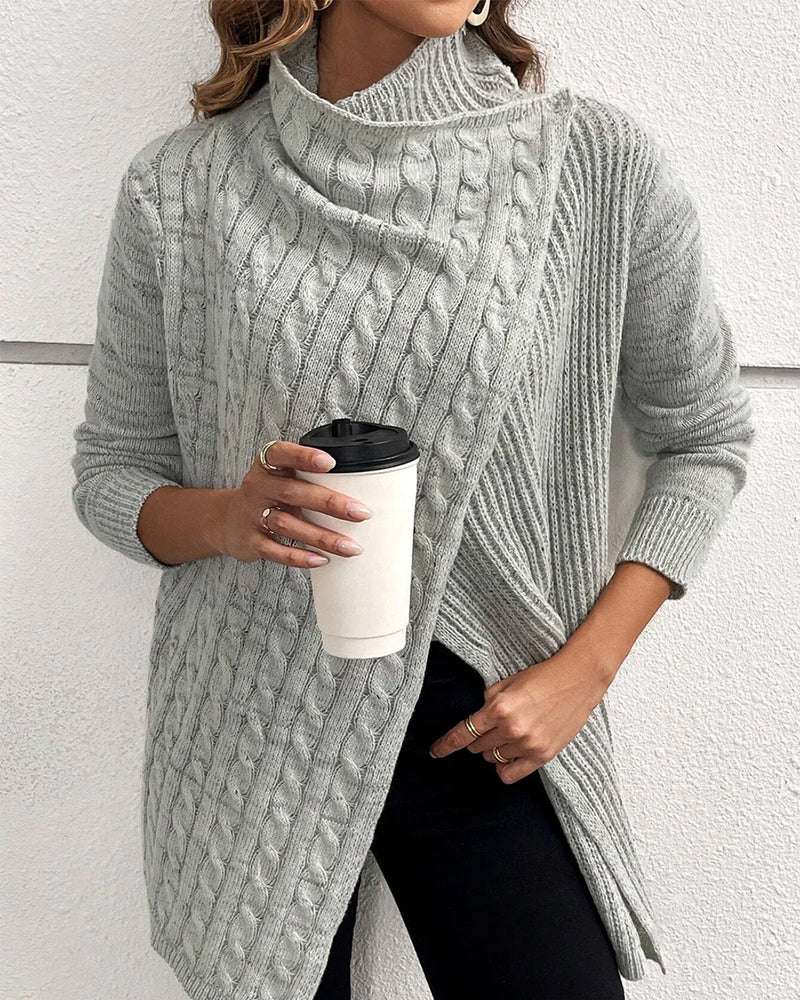 Stilla | Lækker ensfarvet sweater med slids