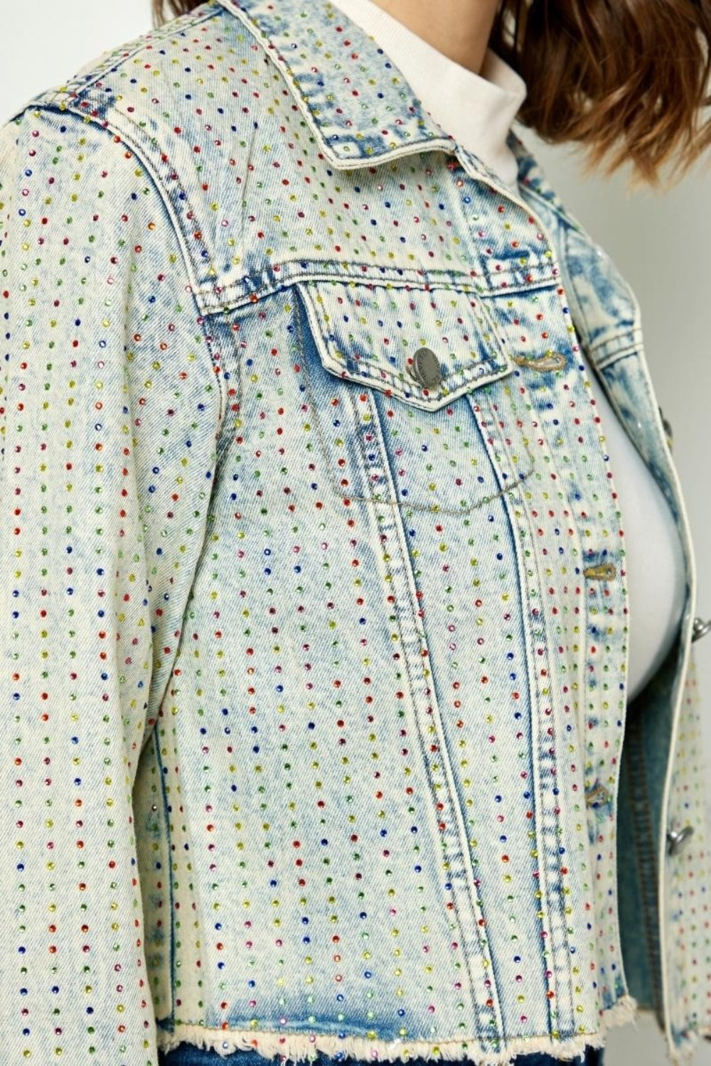 Stilla | Multi Color Stripe Rhinestone Raw Hem Denim Jakke