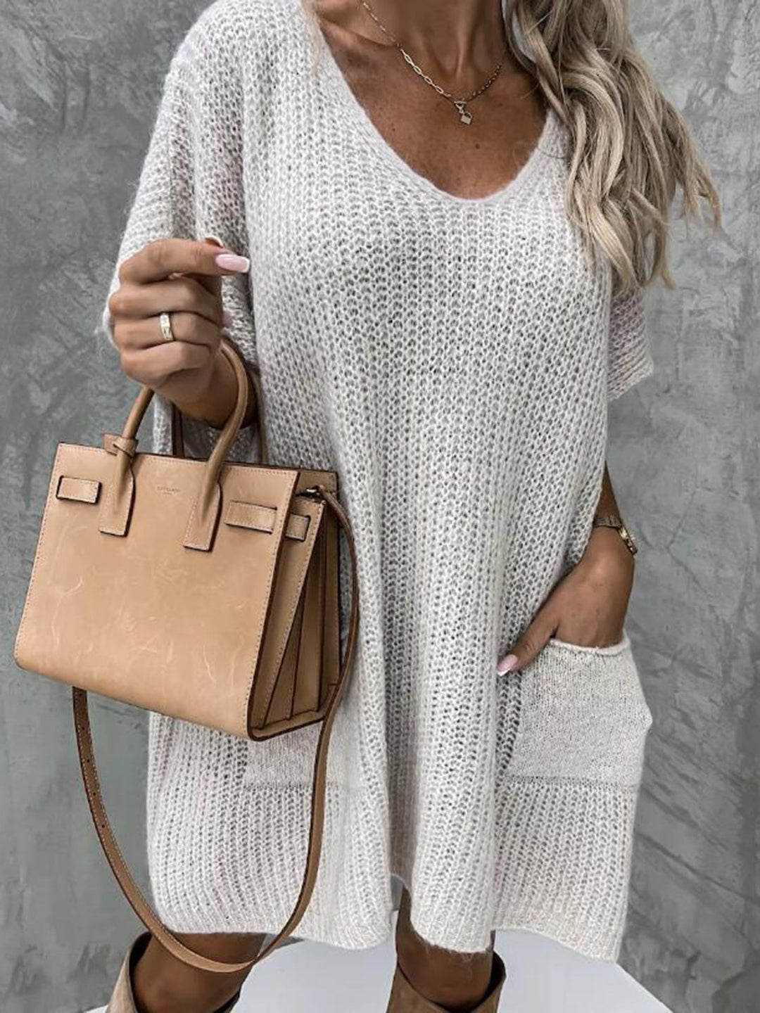 Stilla | V Hals Kortærmet Sweater med Lommer