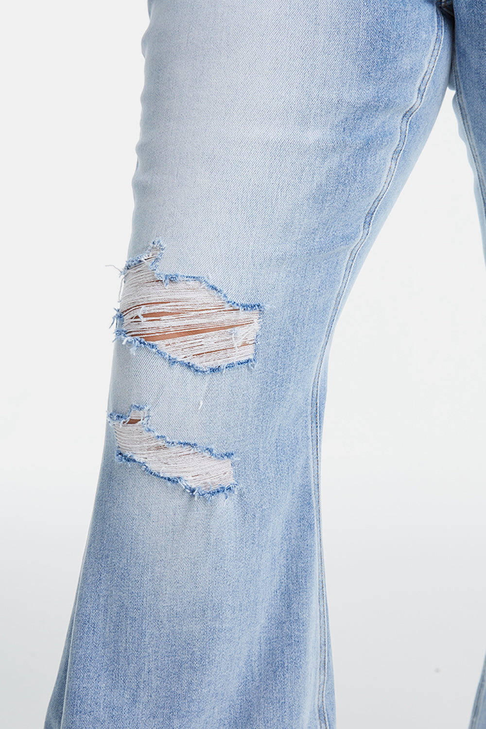 Stilla | Fuldt Størrelse Distressed Raw Hem Høj Talje Flare Jeans