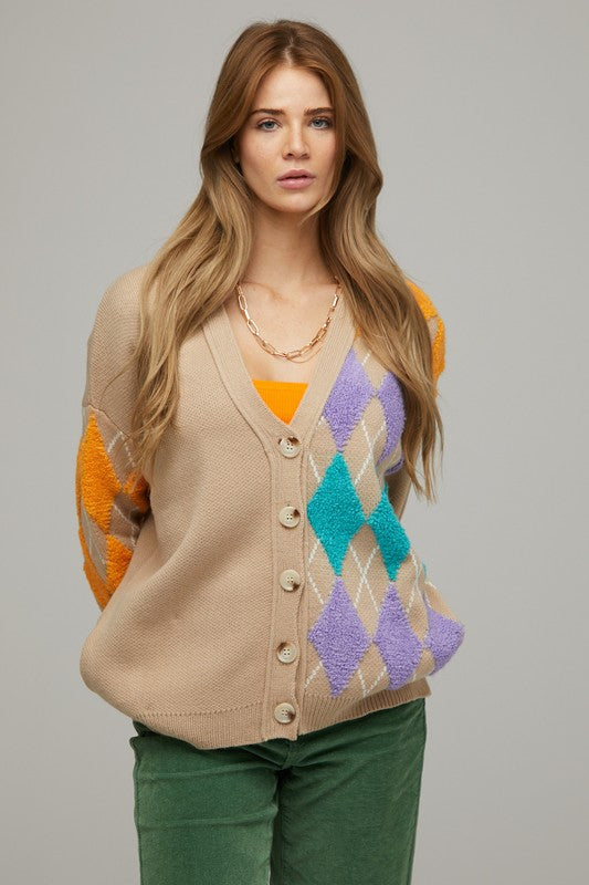Stilla | V Hals Knap Front Cardigan
