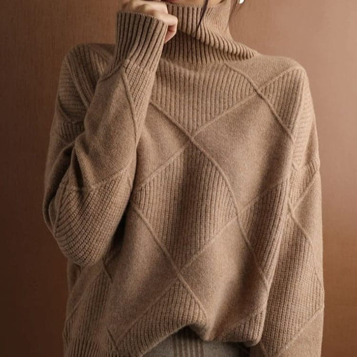 Stilla | Rullekrave sweater med diamantmønster Strikket - Blød og Komfortabel