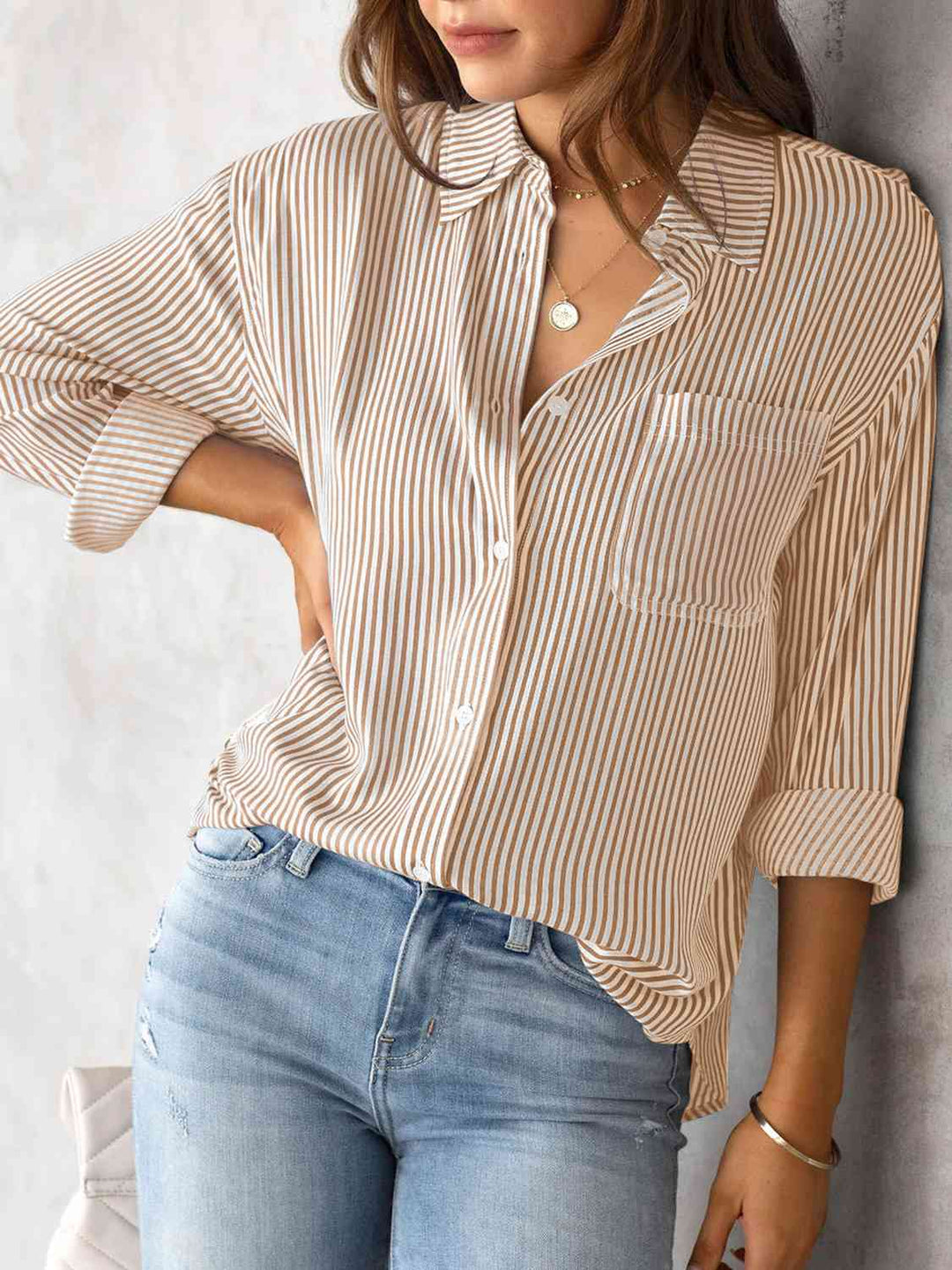 Stilla | Kravebluse med lomme