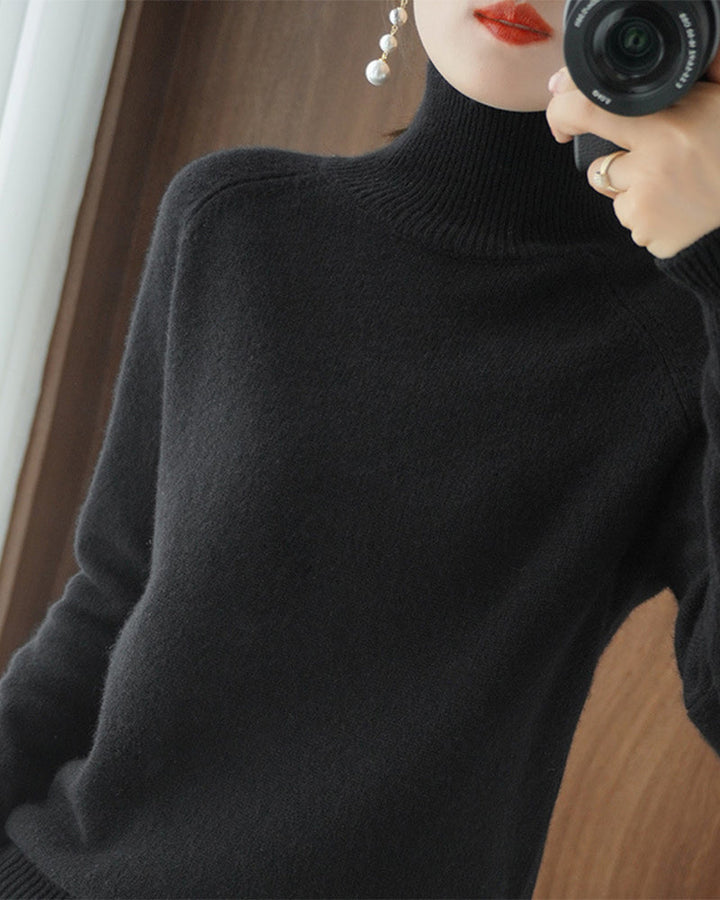 Stilla | Ensfarvet Sweatshirt med Høj Krave og Lange Ærmer