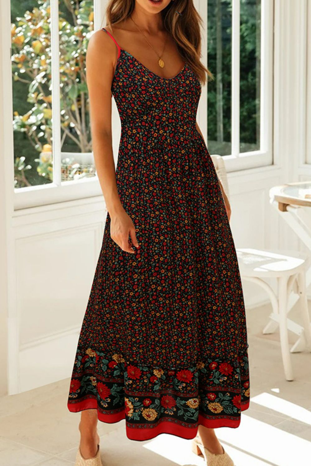 Stilla | Spaghetti Strop Frill Trim Maxi Kjole