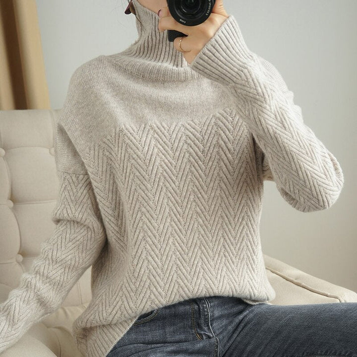 Stilla | Pullover med Chevron-mønster, lange ærmer og høj krave