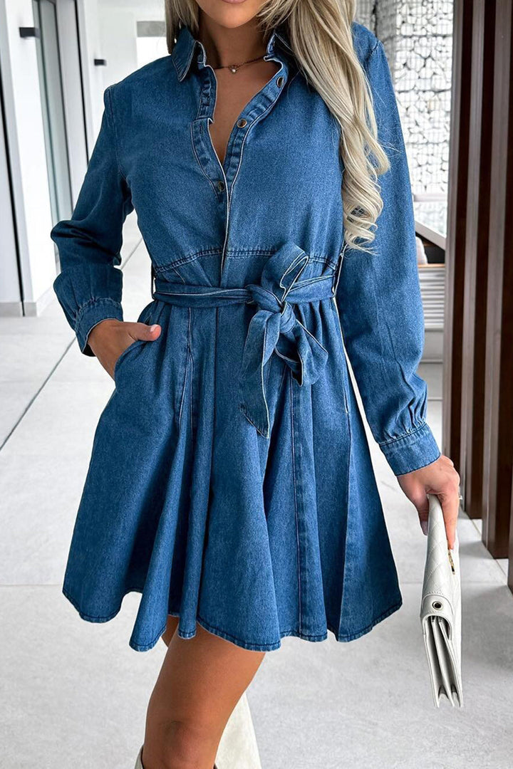 Stilla | Halv Knap Langærmet Denim Kjole