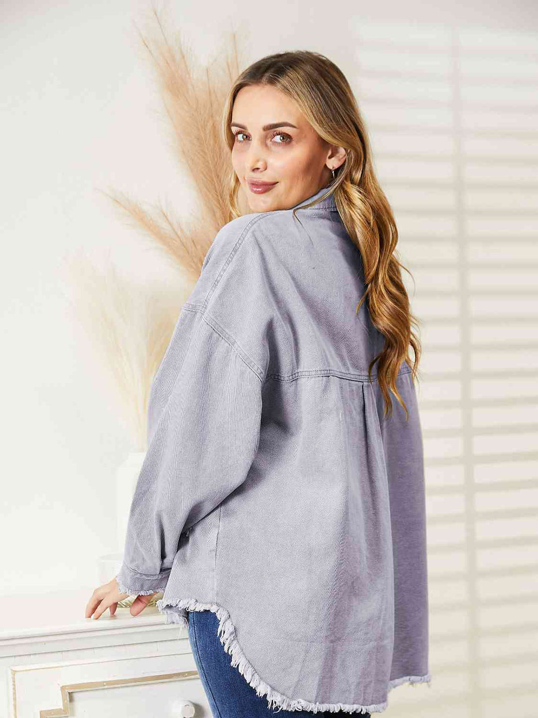 Stilla | Raw Hem Denim Jakke