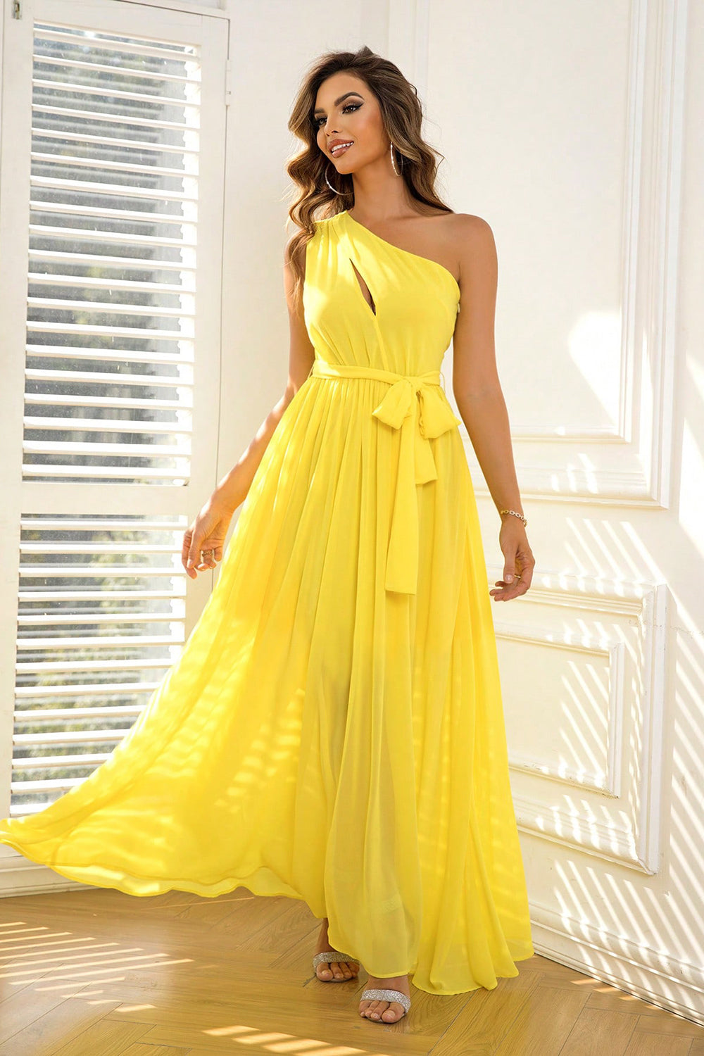 Stilla | One-shoulder Bindingsliv Kjole