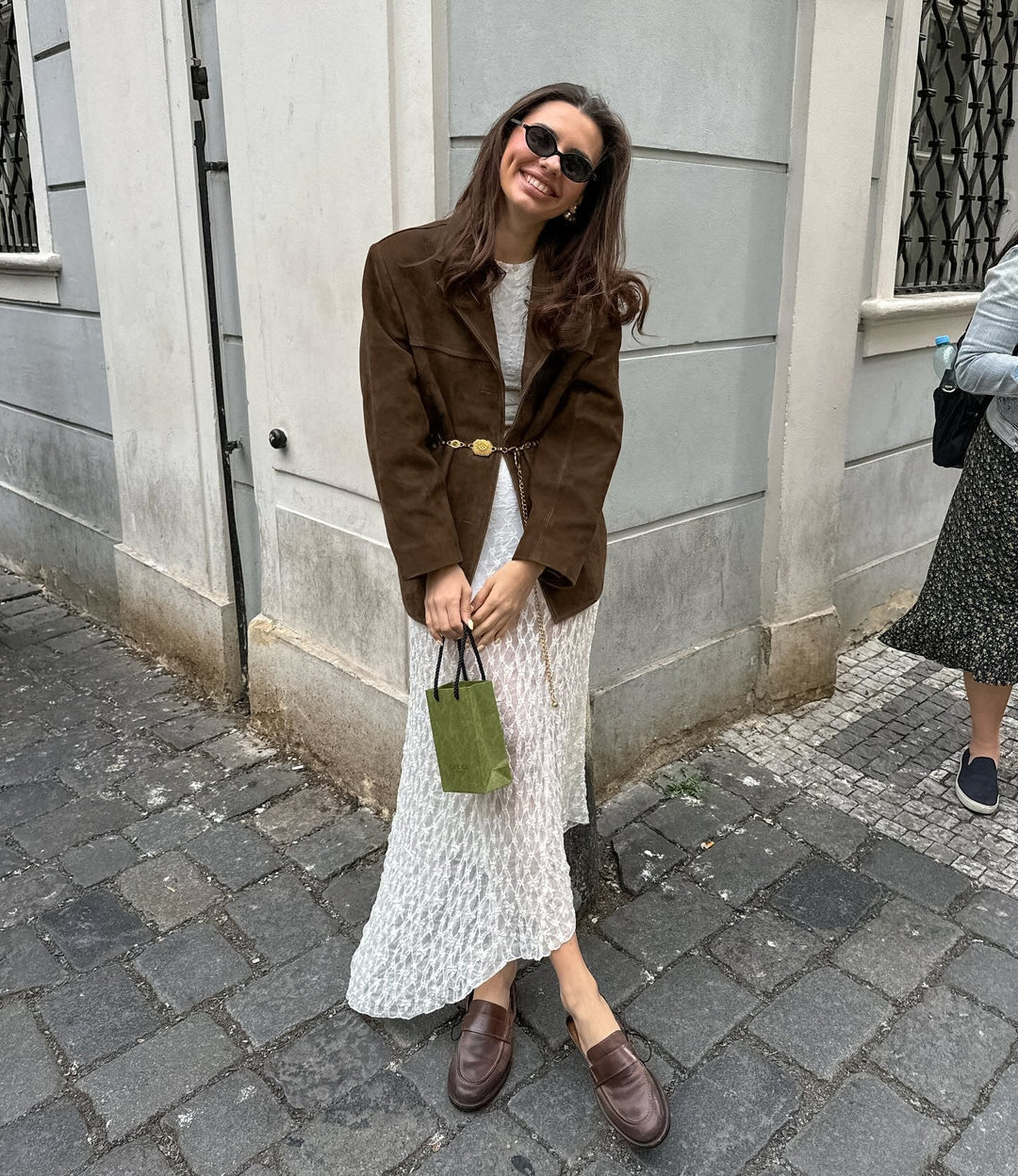 Stilla | Elegant Vest Med Suedes detaljer