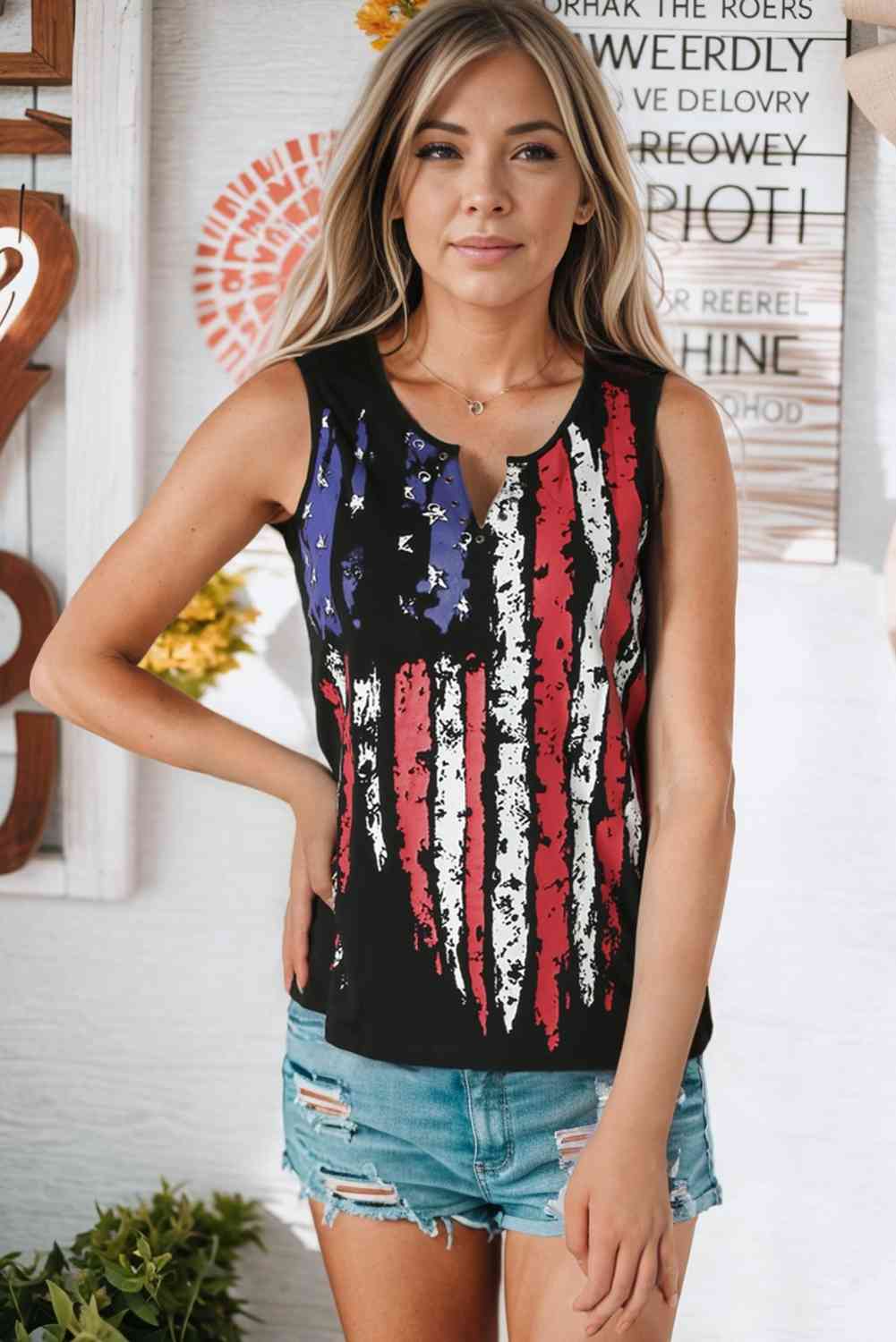 Stilla | Stripe Notched Neck Tank
