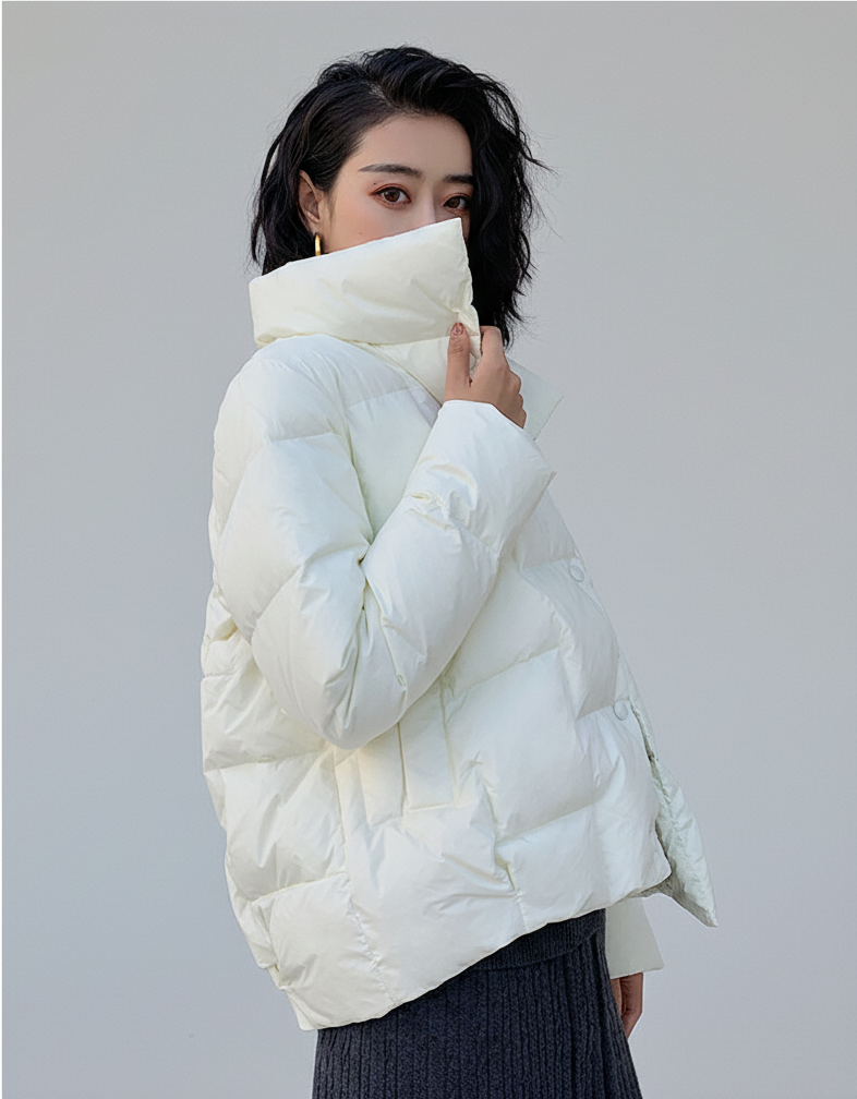 Stilla | Polstret quilted design Regular fit Høj krave Lynlås
