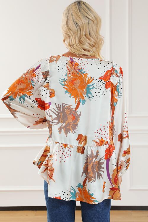 Stilla | V-hals Smocked Balloon Sleeve Bluse