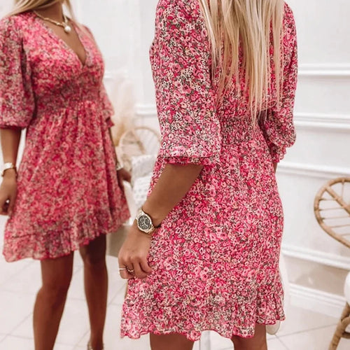 Stilla | Ibiza Komfortabel Kjole med Blomsterprint til Kvinder